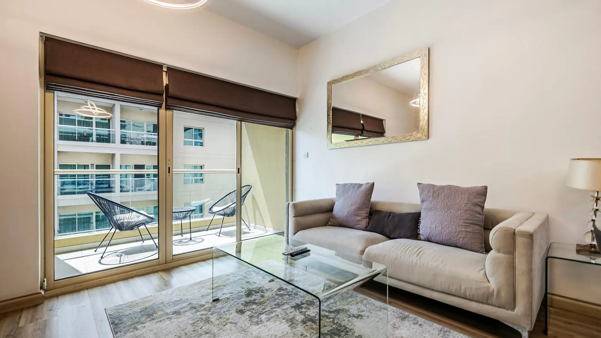 Classy 1 Bedroom In The Greens Courtyard View Dubai