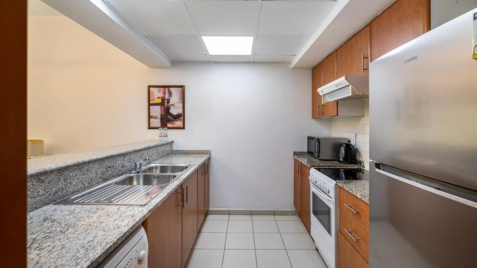 Classy 1 Bedroom In The Greens Courtyard View Dubai
